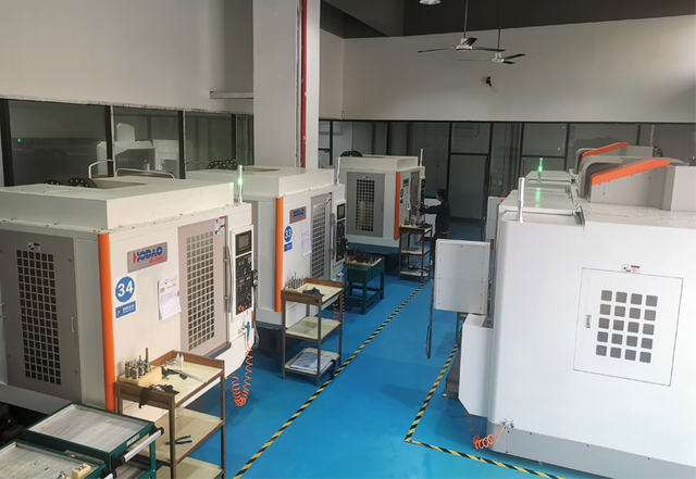 Taller de mecanizado CNC